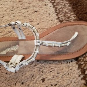 Flat White/Silver Sandals